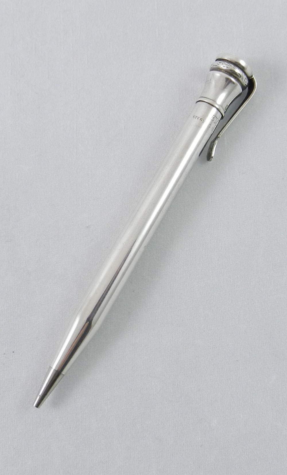 Vintage Silver Propelling Pencil. 558429 www